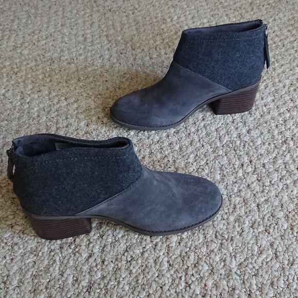Toms Gray Suede Wool Blend Stacked Heel Ankle Bootie size 8 - Picture 6 of 15